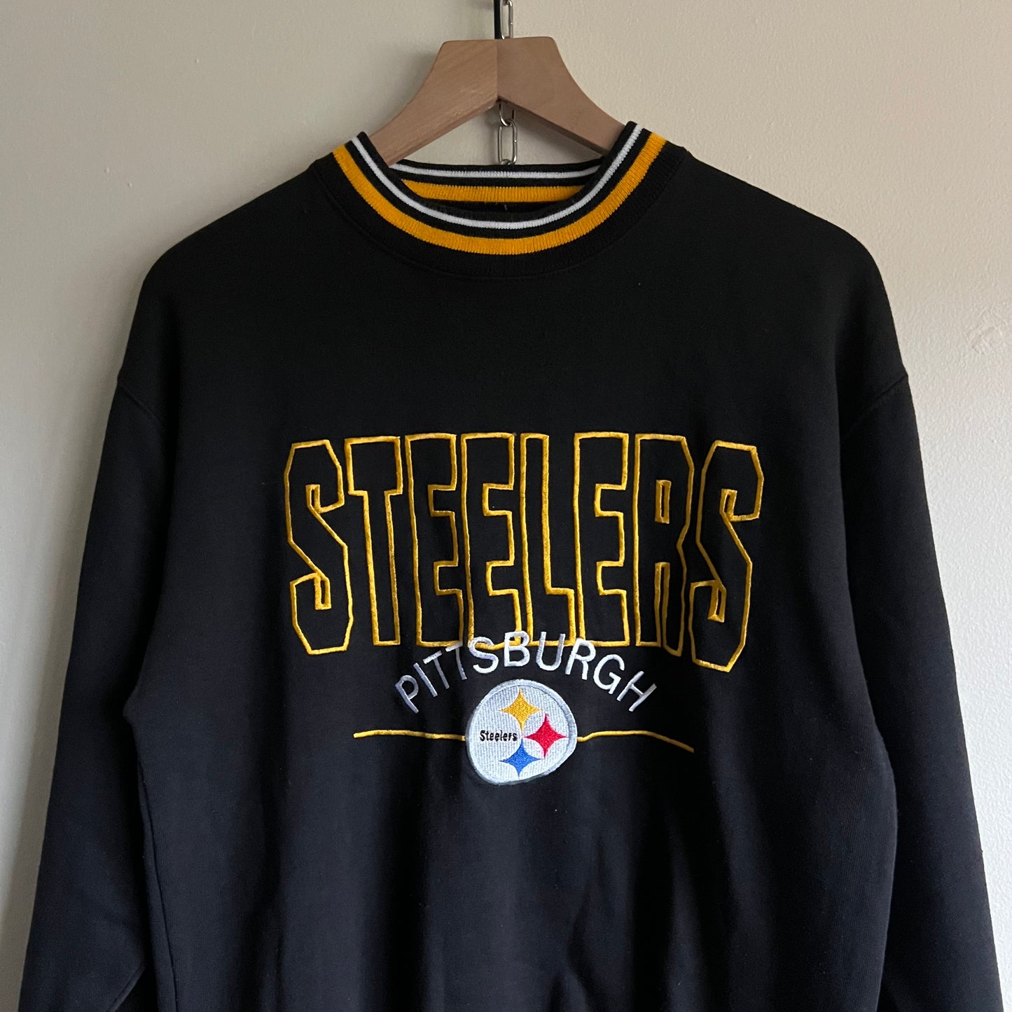 Medium 90s Pittsburgh Steelers Logo 7 sweatshirt