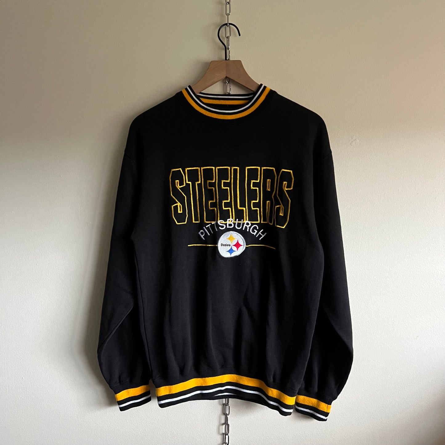 Medium 90s Pittsburgh Steelers Logo 7 sweatshirt