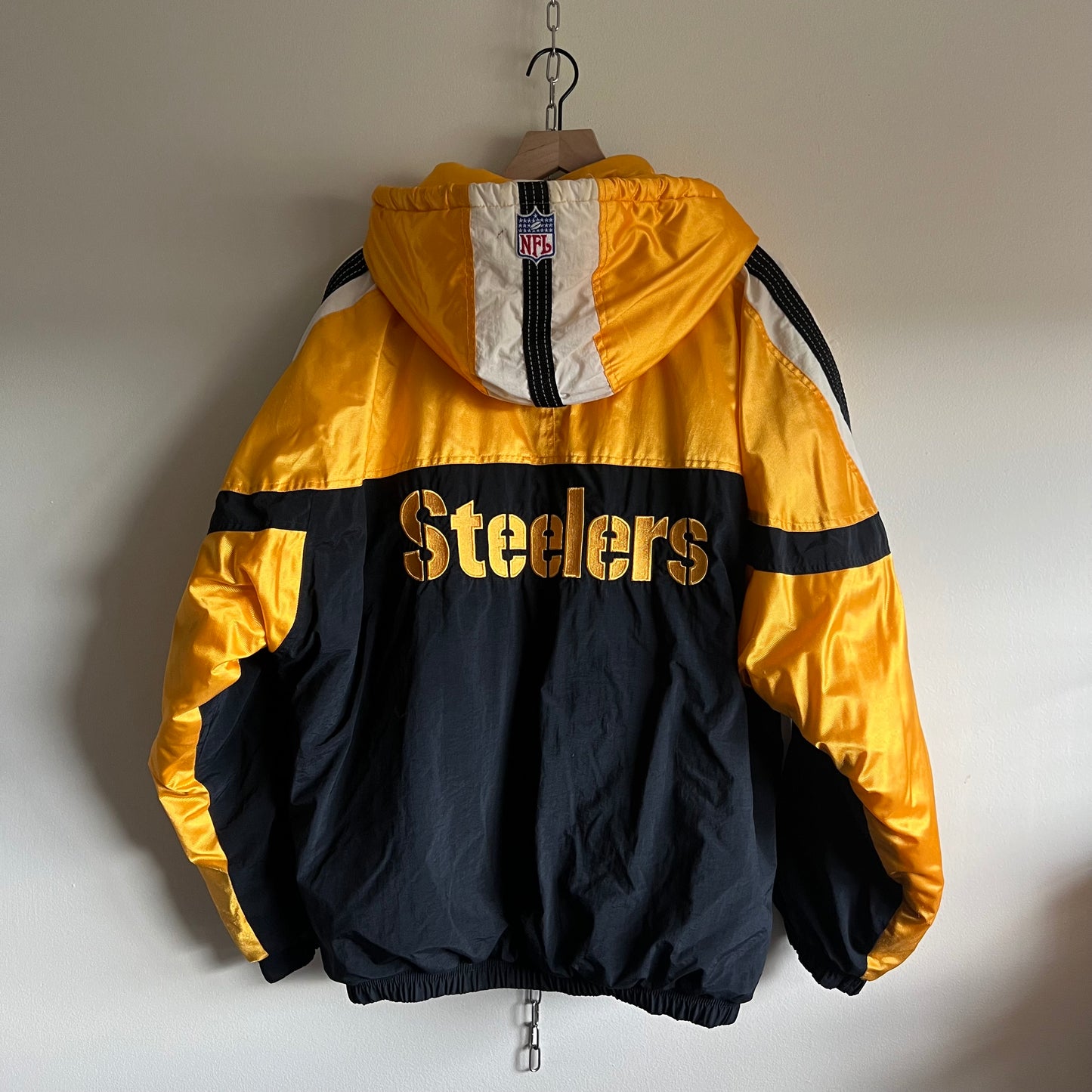 Large 90s Pittsburgh Steelers Starter puffer jacket