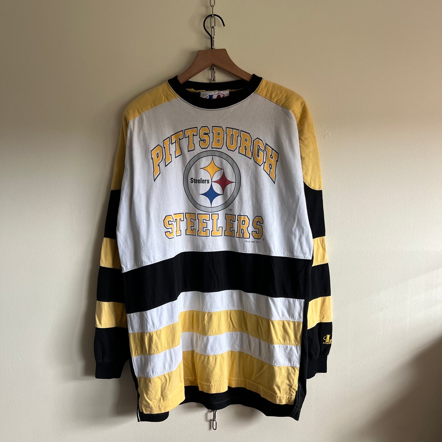 Large 1995 Pittsburgh Steelers Logo Athletic long sleeve tee