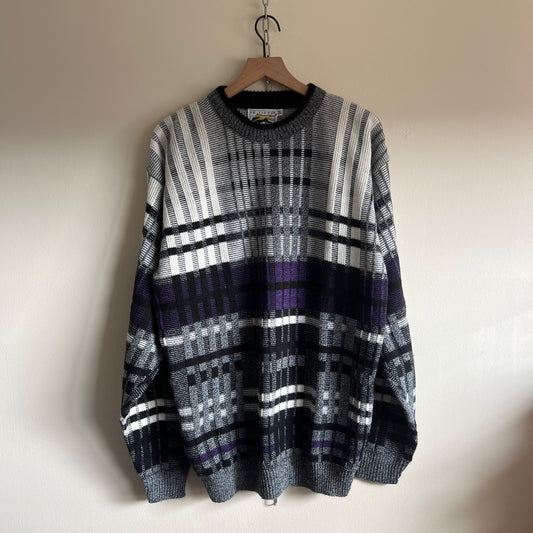 Large Tall 90s Le Tigre purple, black & white plaid sweater