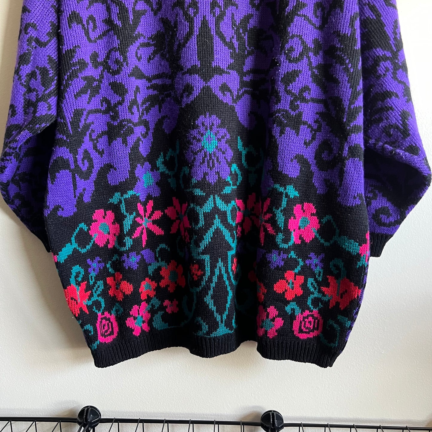 Size 20W 80s Honors purple floral acrylic grandma sweater