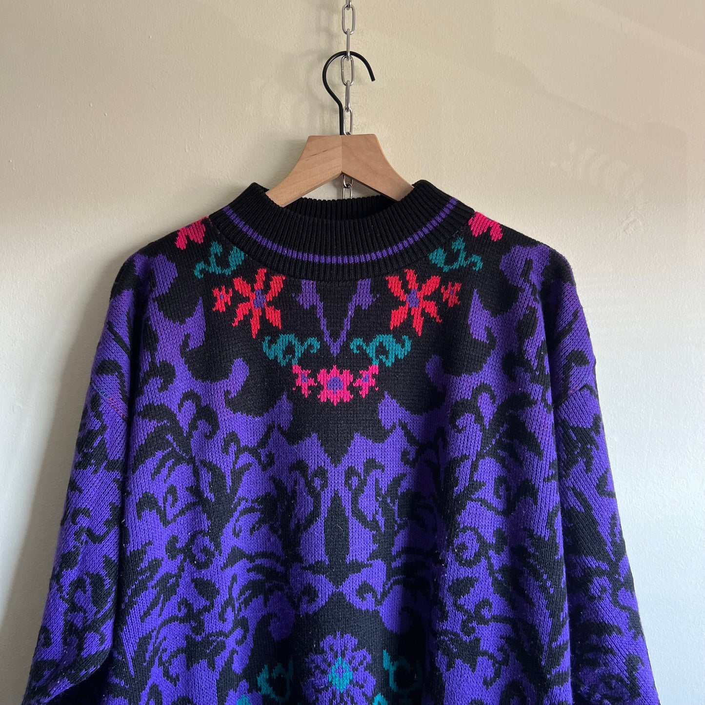 Size 20W 80s Honors purple floral acrylic grandma sweater