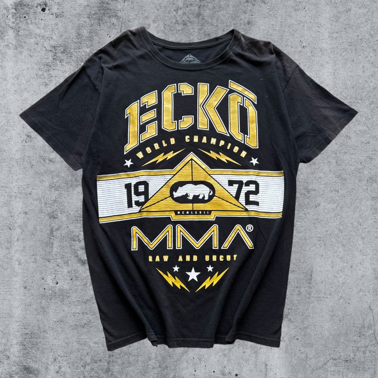 Large y2k Ecko MMA tee